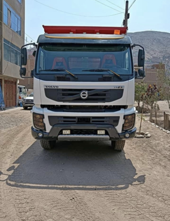 Volvo Fmx-440 8×4 Año 2014 Precio S/. 196,100.00 Soles - Image 3